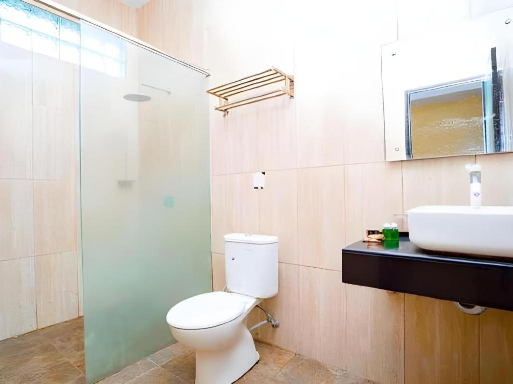 Hotel Ahava Magelang Esterno foto